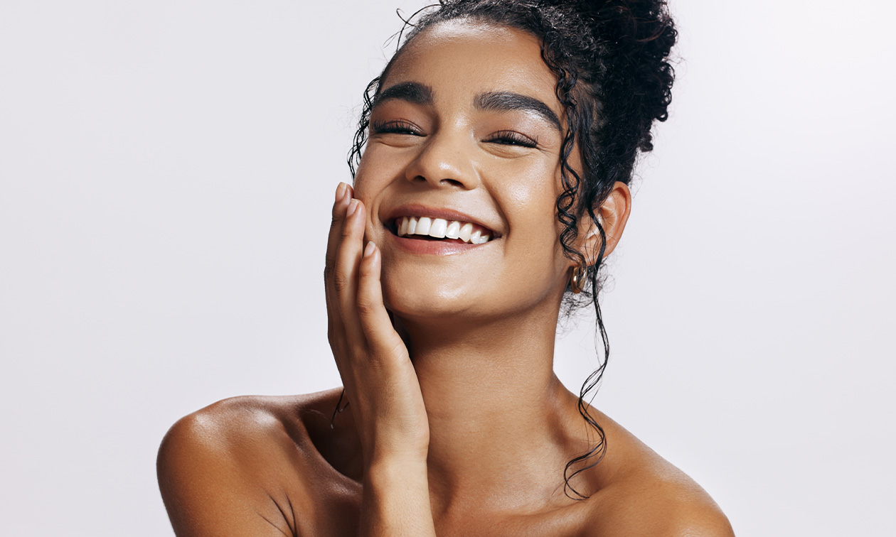 Gezichtsbehandeling (75 min) naar keuze