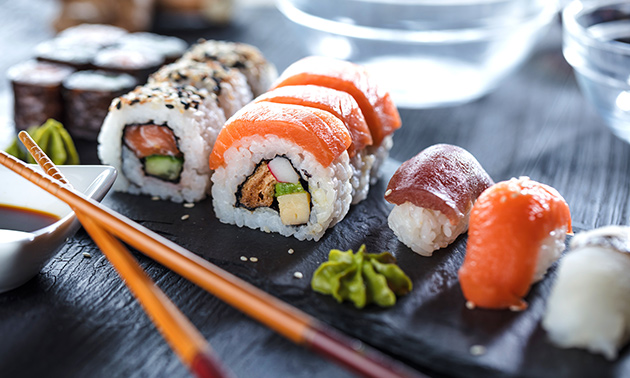 Afhalen: sushibox (20 of 42 stuks) van Iku Sushi