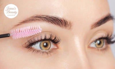 Wimperextensions of Koreaanse wimperlift naar keuze