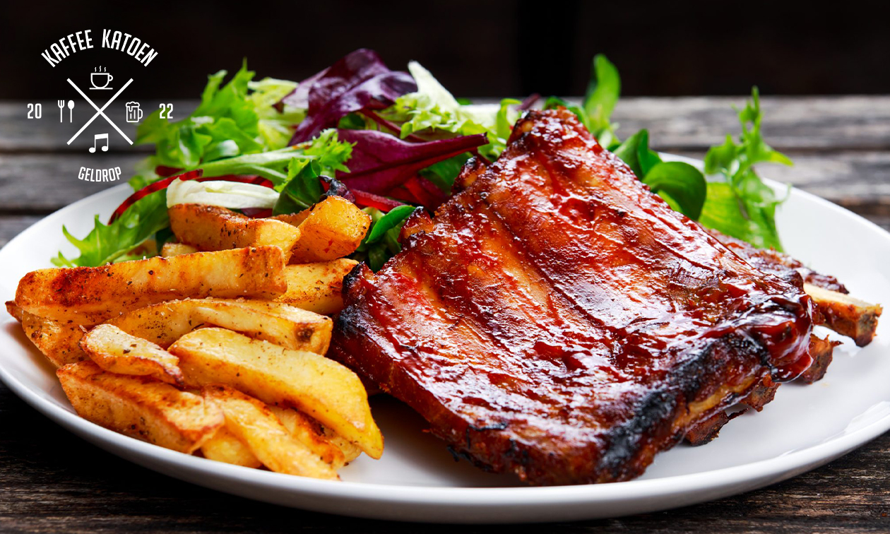 Onbeperkt spareribs + salade + friet bij Kafffee Katoen in hartje Geldrop