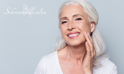 Microdermabrasie-gezichtsbehandeling