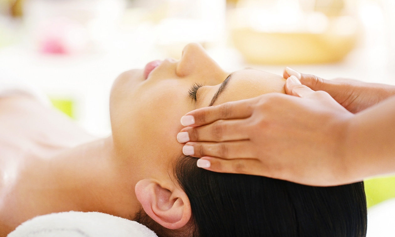 Reikibehandeling (75 min) of Kundalini healing (90 min)