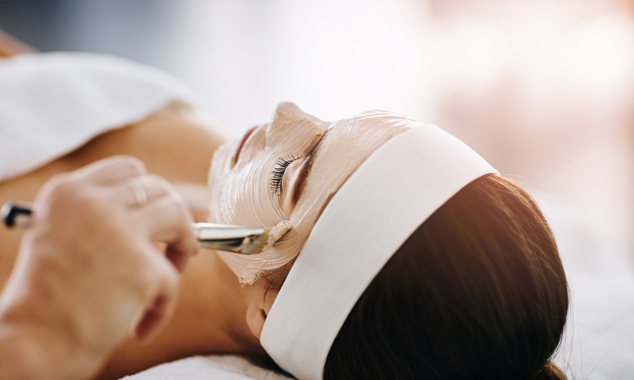 Hydraterende gezichtsbehandeling naar keuze (30 of 40 min)