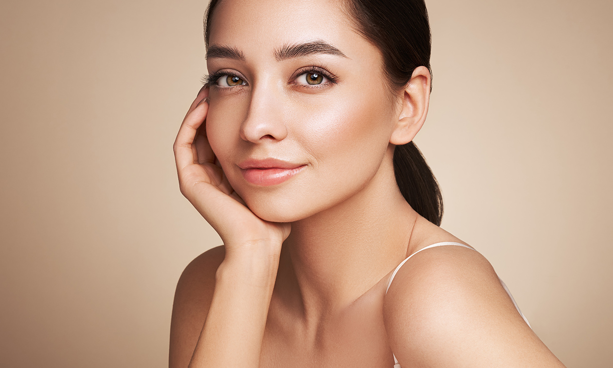 Wimper- of wenkbrauwlift of wimperextensions + evt. verven