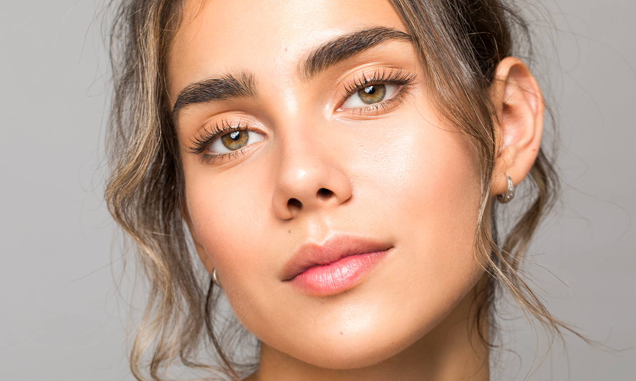 Wenkbrauwbehandeling naar keuze