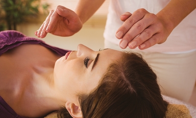 Reikibehandeling (60 min) + intake bij Level Yoga Therapy