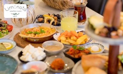 Deluxe ontbijt bij Limonata