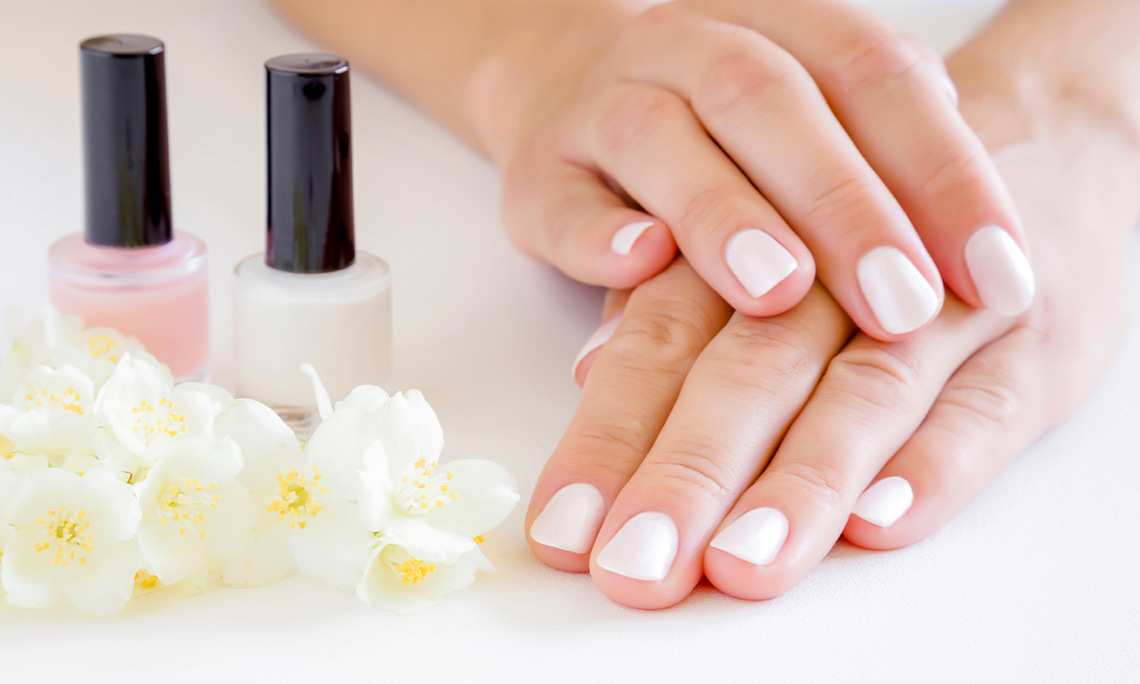 Manicurebehandeling naar keuze (60, 90 of 120 min)