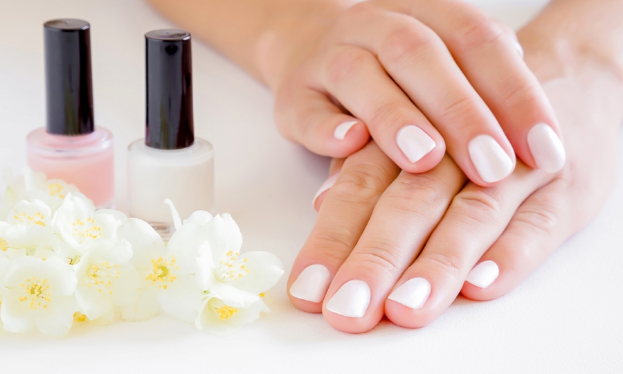 Manicurebehandeling naar keuze (60, 90 of 120 min)