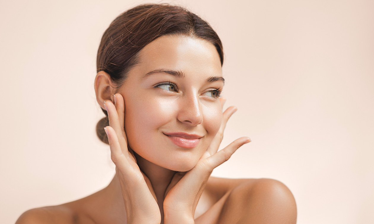 Gelaatsverzorging (45 min), Access Bars (90 min) of verwenarrangement (90 min)