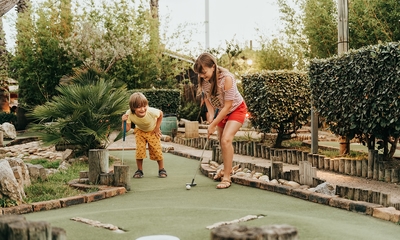 Midgetgolfen + drankje bij Zuiderpark