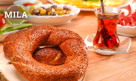 Koffie of thee + gebak óf ontbijt in hartje Almere