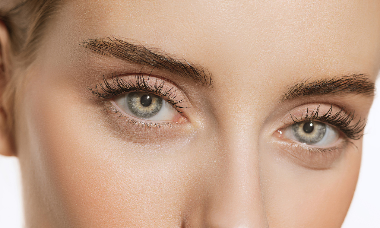 Wimpern- oder Augenbrauenlifting inkl. Färben oder Wimpernverlängerung nach Wahl