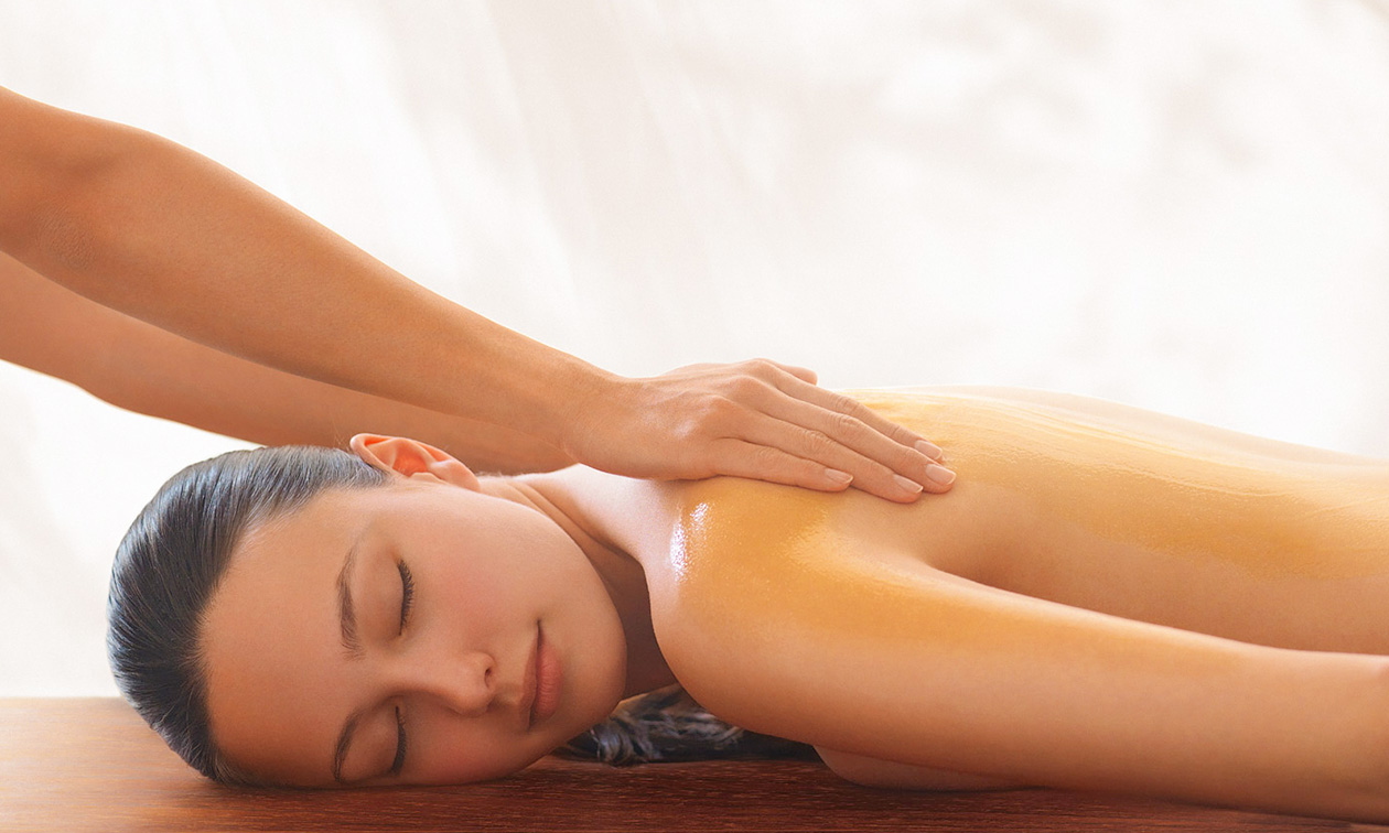 Ontspanningsmassage (60 min) + kruidenthee