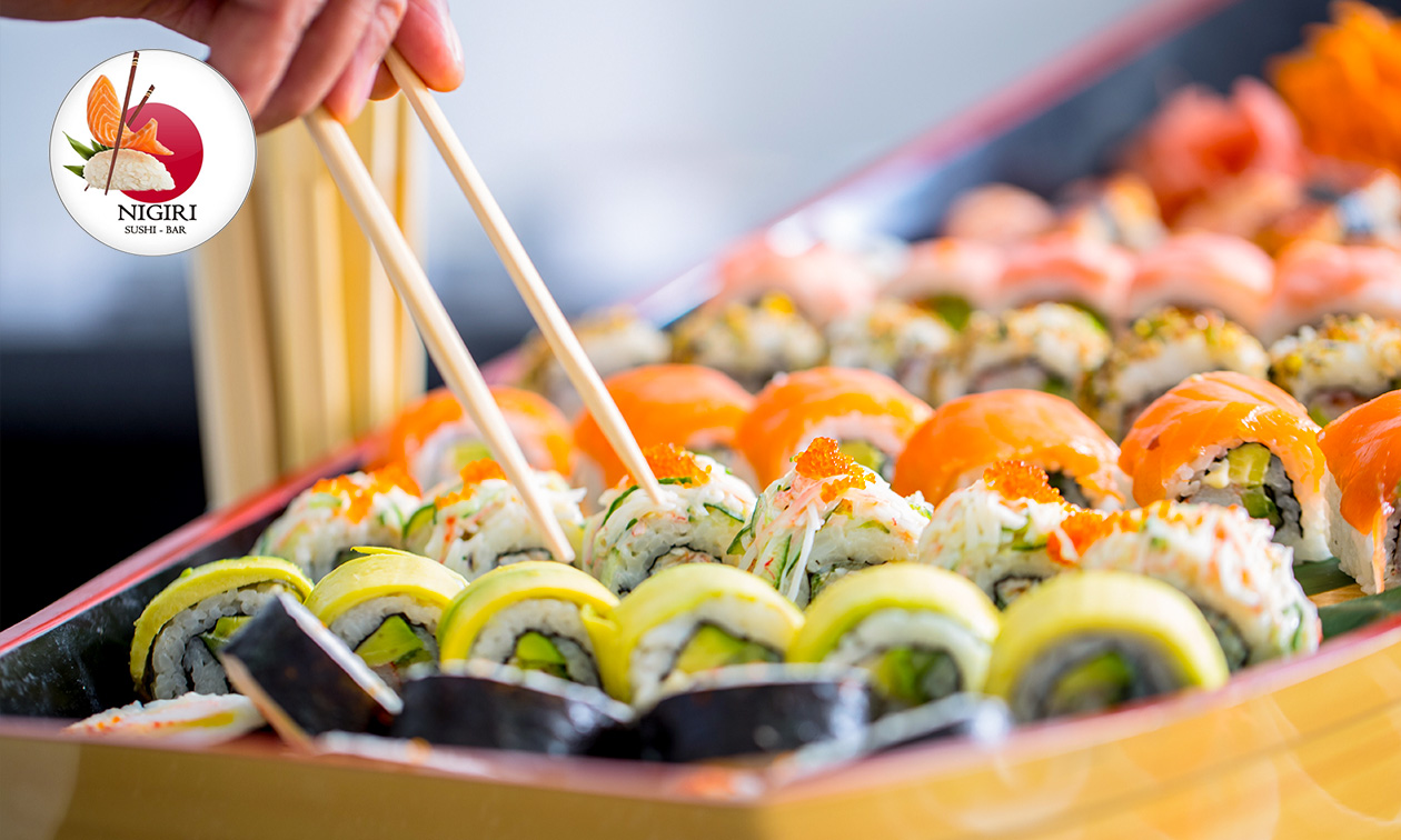 Luxe sushiboot (50 stuks) + 6 mini-loempia's in Antwerpen Merksem