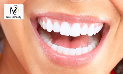 3 oder 6 Zahnbleaching-Behandlungen (à 20 Minuten)