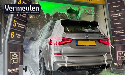 Luxe wasprogramma voor auto bij Carwash IJsselmuiden