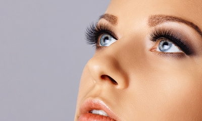 Wimperextensions + evt. touch-up bij Palmystery