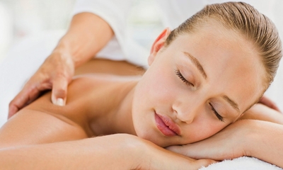 Lichaamsmassage + evt. gezichtsreiniging (45 of 60 min)