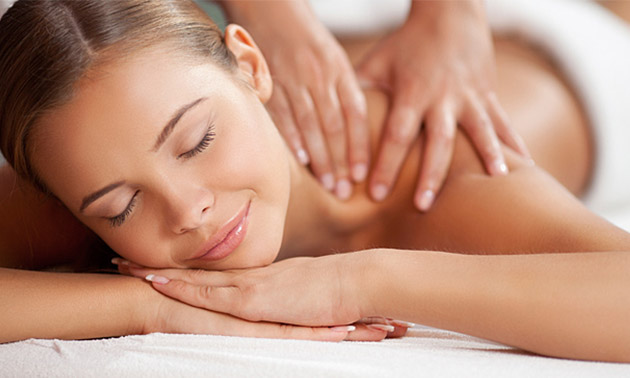 Massage (60 min) + scrub voor 1 of 2 personen