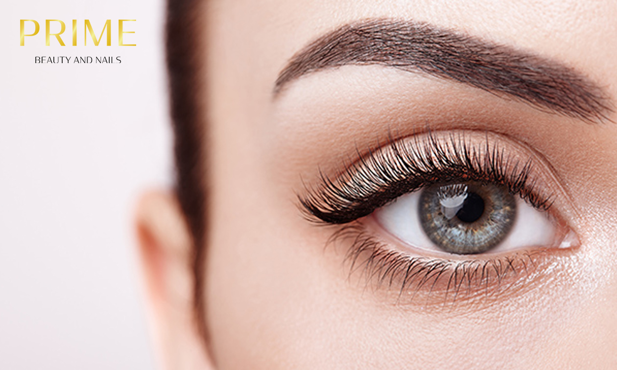 Wimperlifting + verven of wimperextensions