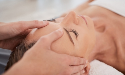 Gezichtsreflexologie + voedingsadvies of facemapping + massage