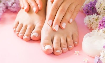 Manucure et pédicure + pose de vernis semi-permanent à Liège