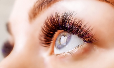 Wimpernverlängerung nach Wahl in Köln