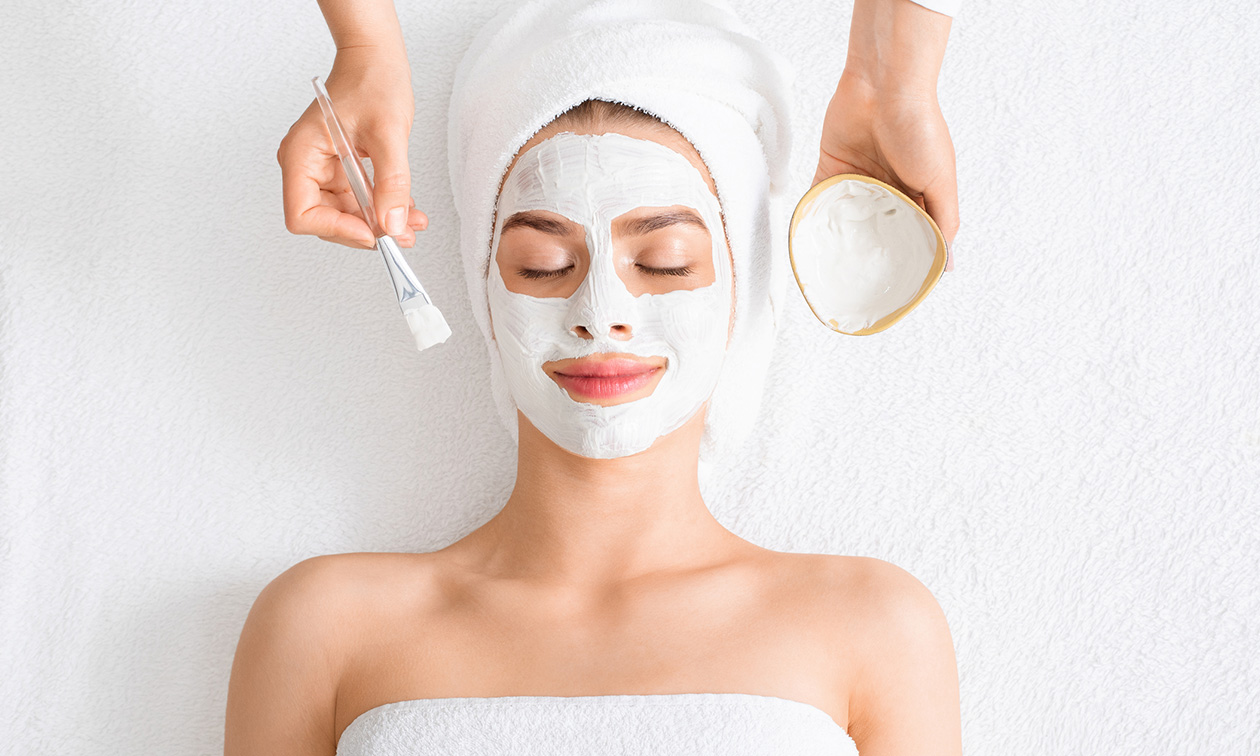 Gezichtsbehandeling naar keuze (60 of 90 min)