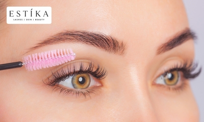 Wenkbrauw- of wimperbehandeling naar keuze