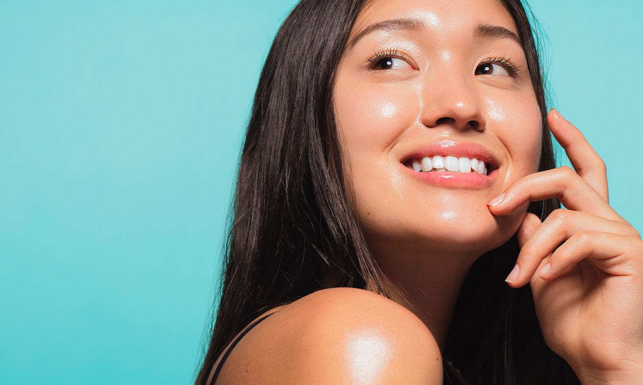 Gezichtsbehandeling naar keuze (45 of 60 min)