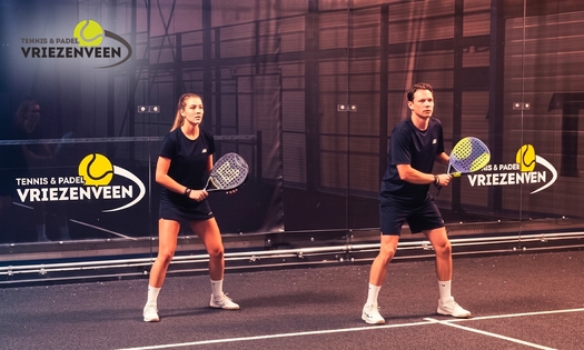 Padelbaan huren (1 of 1,5 uur)