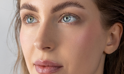 Permanent Make-Up Augenbrauen oder Lippen