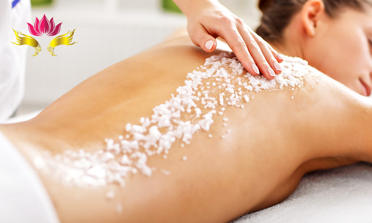 Scrubmassage + gezichtsbehandeling