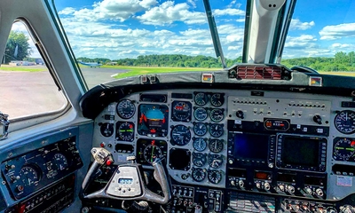 Fliegen im Flugsimulator Boeing 737-800 (60 Min.) + Kaltgetränk
