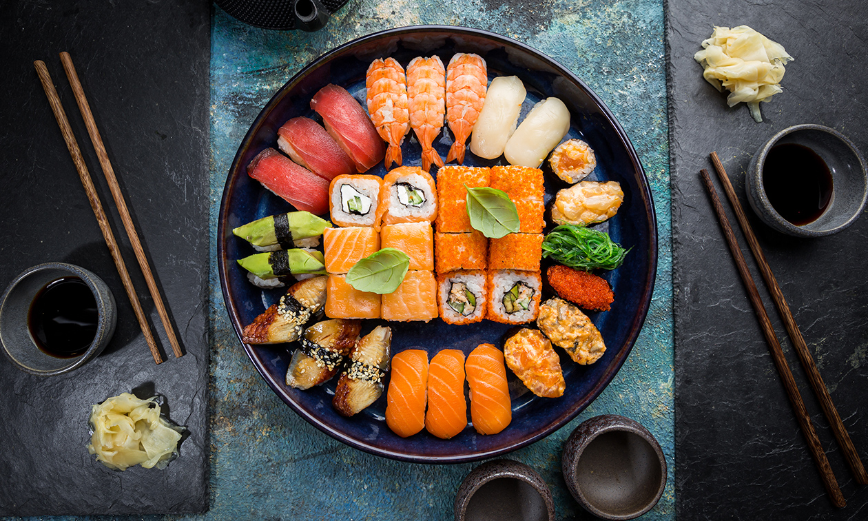 Sushi by Momoyama