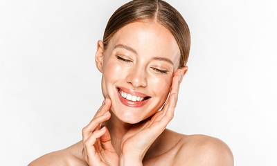 Gezichtsbehandeling naar keuze