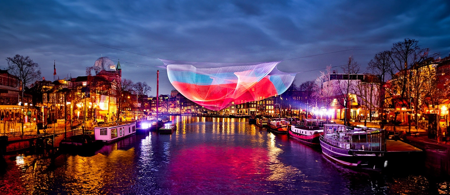 https://images.socialdeal.nl/img/dp-header-desktop-amsterdamlightfestival.jpg