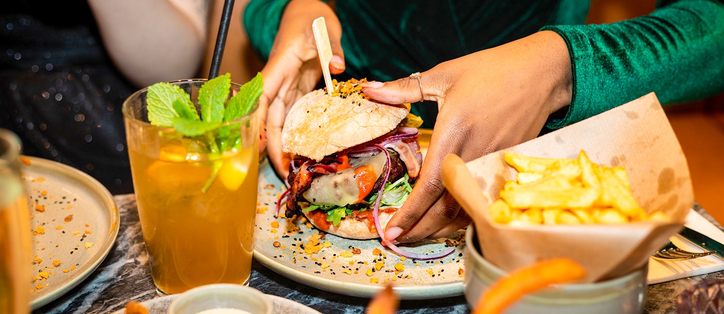 Ga met korting uit eten bij Ellis Gourmet Burger in Brugge via Social Deal