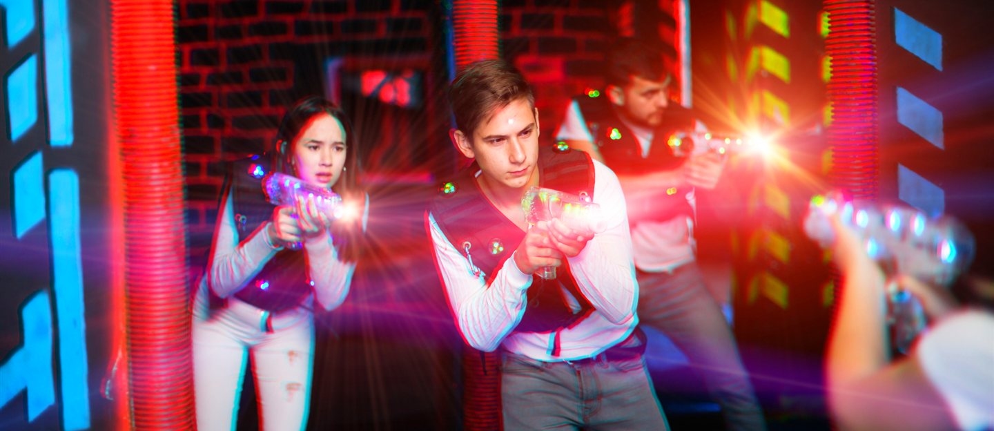 Lasergamen met korting: actie voor groepen en gezinnen