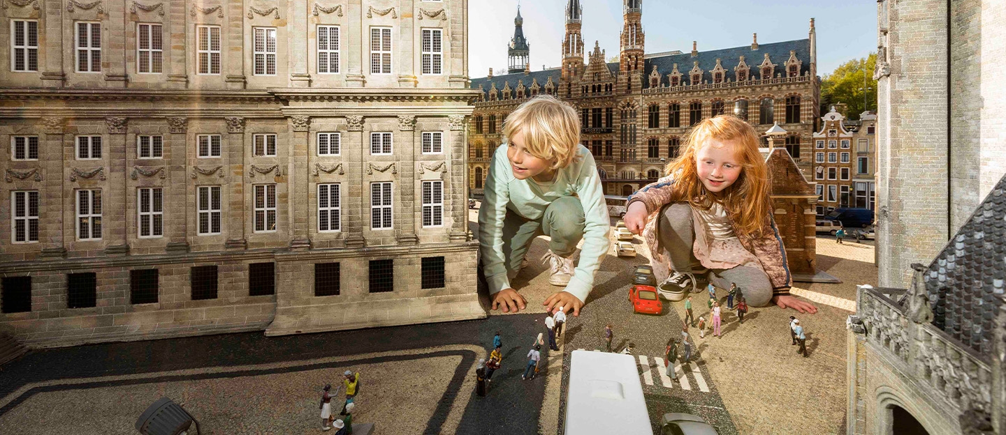 Bezoek Madurodam en ontdek eigenhandig waar het kleine Nederland groot in is