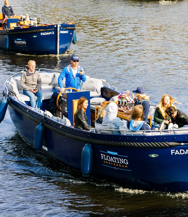 Voordelig varen bij Floating Amsterdam via Social Deal
