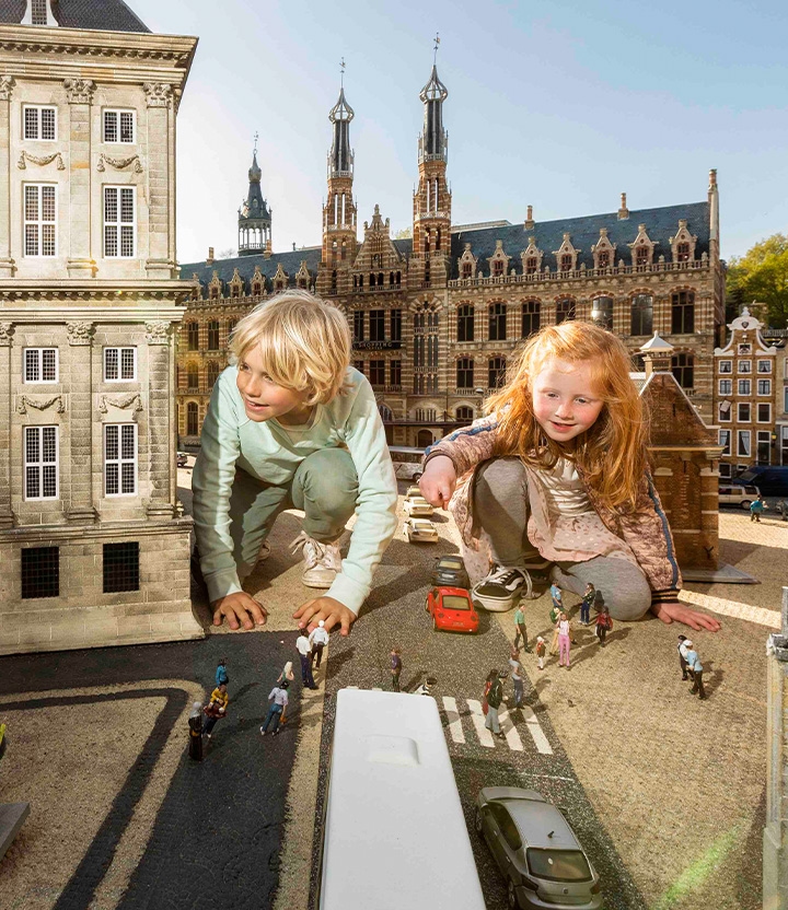 Bezoek Madurodam en ontdek eigenhandig waar het kleine Nederland groot in is